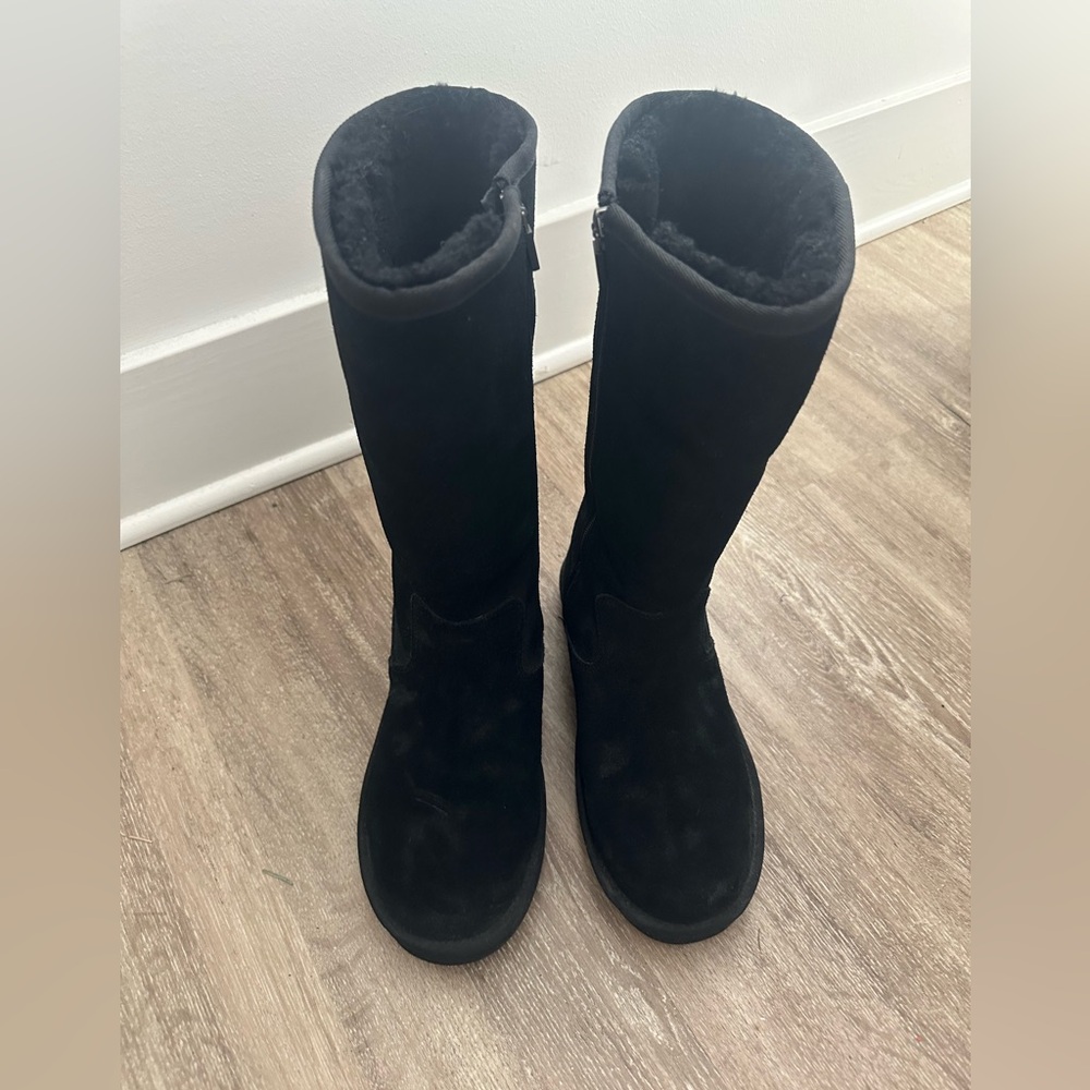 Black Ugg Suede Boots Size 7 Zipper Closure
